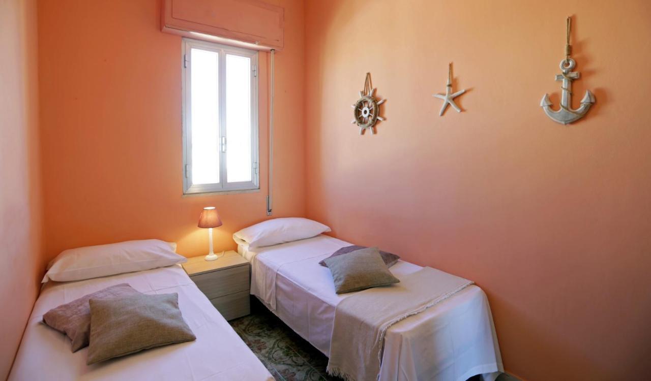 Casa Barca - Le Chiavi Degli Iblei Apartment ปุนตา บราคเชทโต ภายนอก รูปภาพ